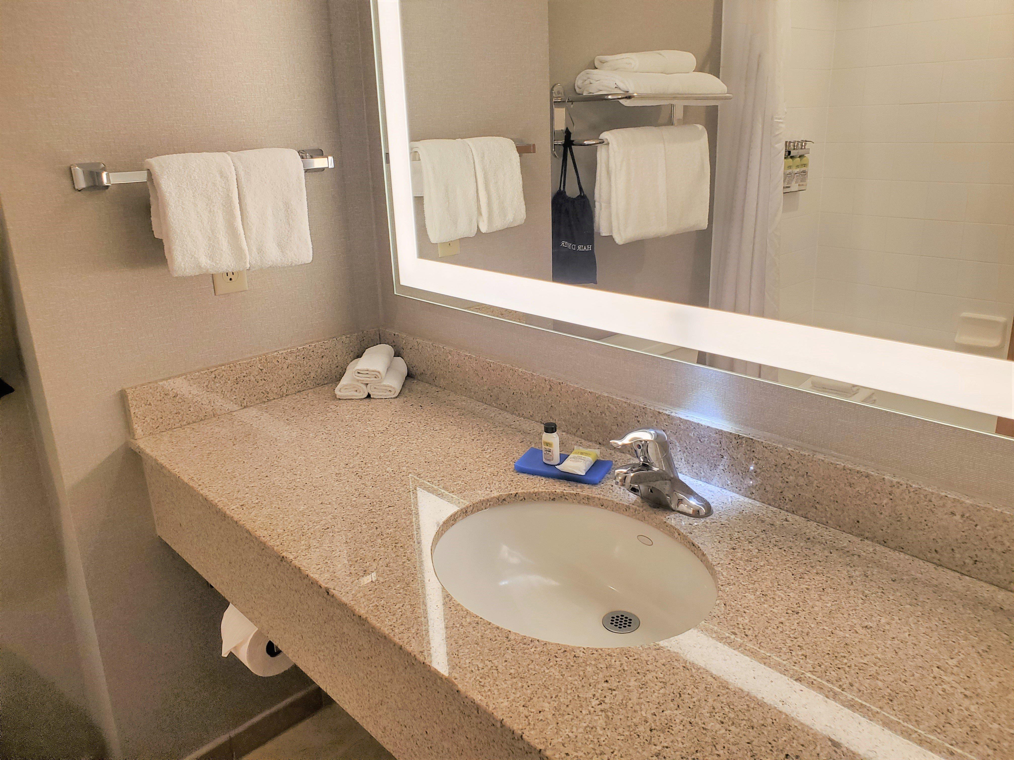 Holiday Inn Express & Suites Cheney By Ihg Buitenkant foto
