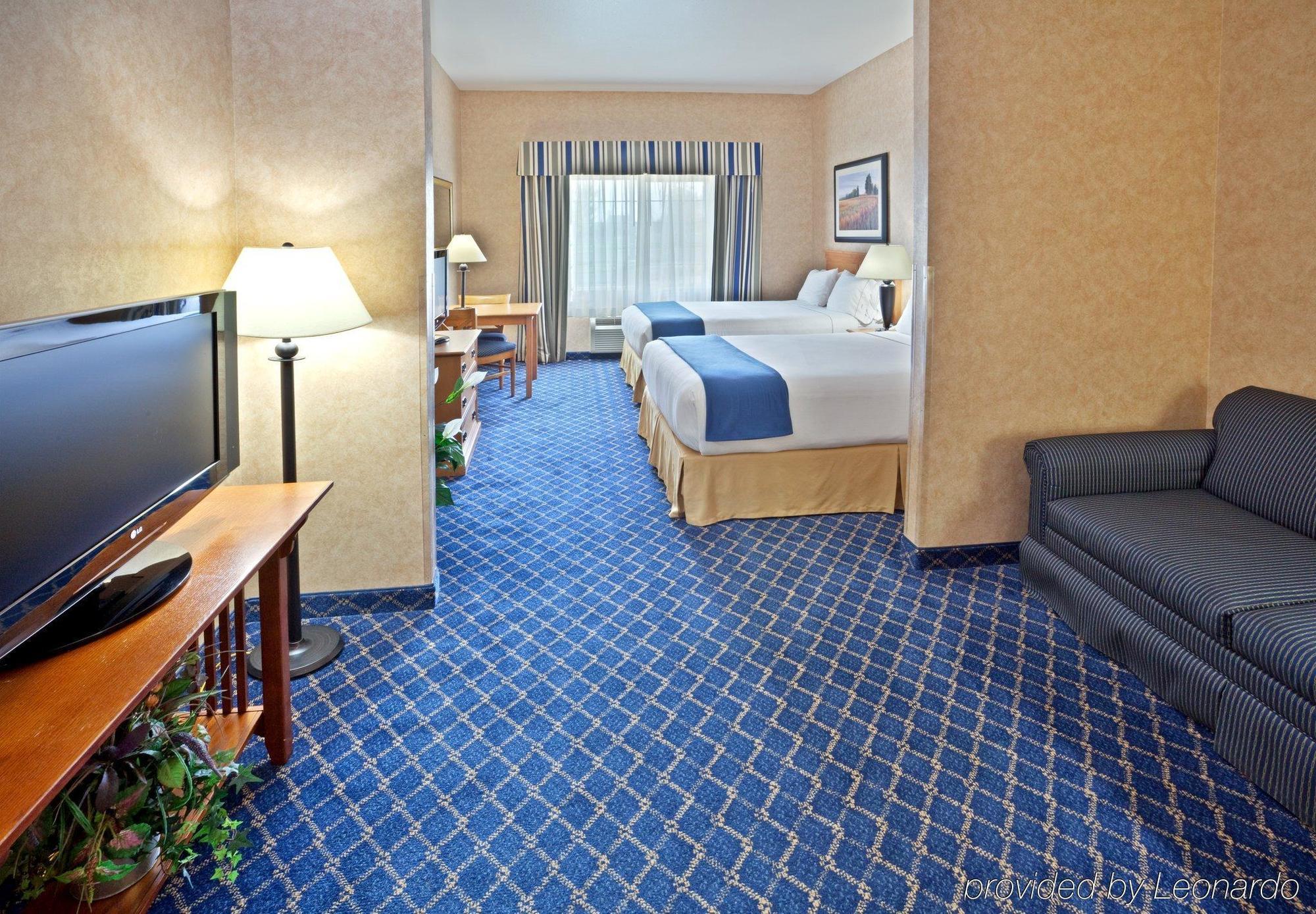 Holiday Inn Express & Suites Cheney By Ihg Buitenkant foto