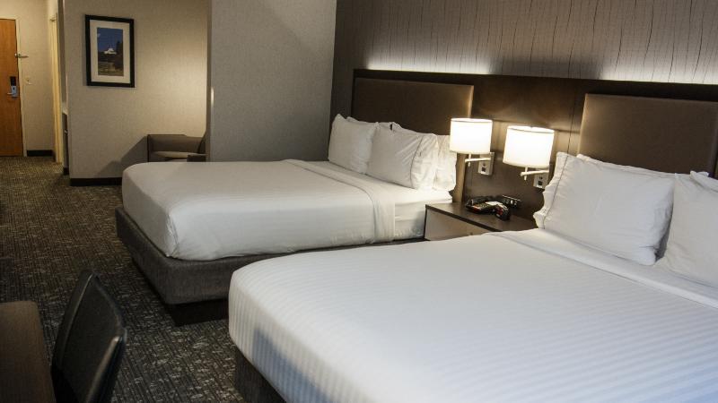 Holiday Inn Express & Suites Cheney By Ihg Buitenkant foto